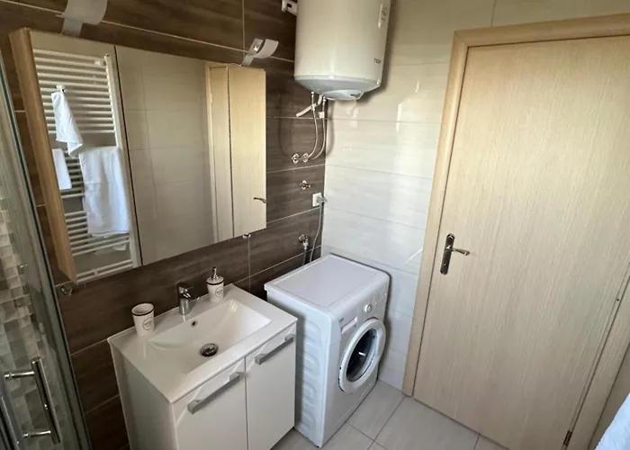 Keka * Sveti Filip i Jakov